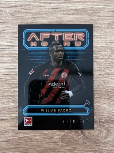 Willian Pacho 2023 Topps Bundesliga Midnight