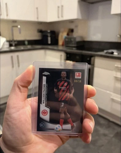 Willian Pacho 2023 Topps Chrome /10