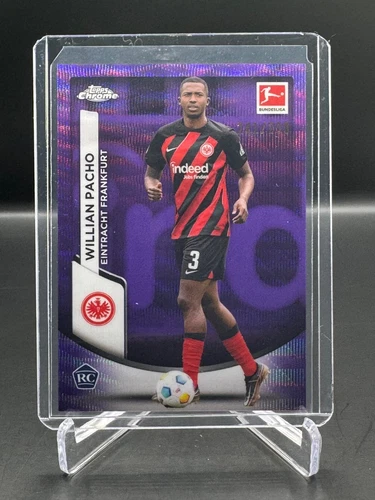 Willian Pacho 2023 Topps Chrome Lila Welle /299