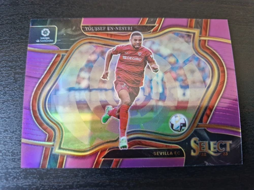 Youssef En-Nesyri 2023 Panini Seleziona Viola /75