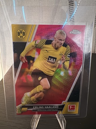 Erling Haaland Chrome Magenta Refractor