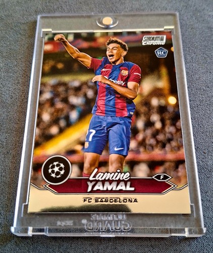 Lamineé Yamal Stadium Club Chrome 