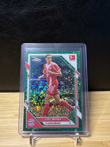 Jamal Musiala Bundesliga Chrome Green Sparkle