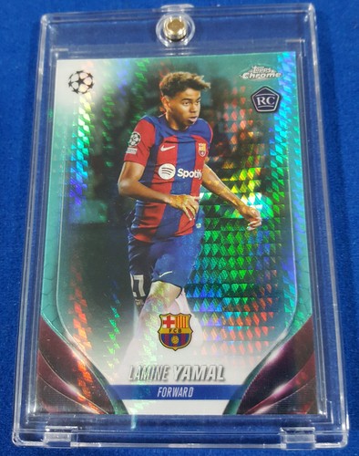 Lamine Yamal Chrome Aqua Prism Hyper Refractor