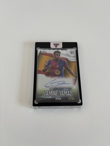 Lamine Yamal Chrome UCC 