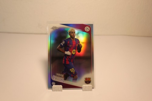 Lamine Yamal 2025 Topps Chrome UCC Refractor #10