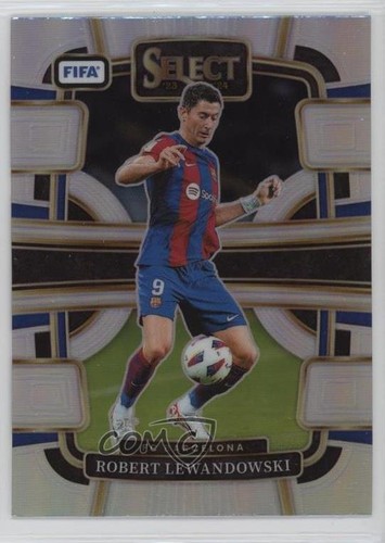 Robert Lewandowski 2023 Panini Select FIFA Silver Prizm #25