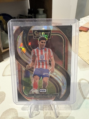 Julian Alvarez 2024 Panini Select FIFA Pandora Prizm #111