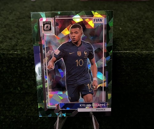 Kylian Mbappé Donruss Prizm Cracked Ice Green