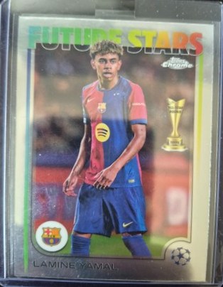 Lamine Yamal 2024 Topps Chrome UCC /27