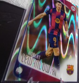 Robert Lewandowski Topps Chrome UCC Raywave #25/26