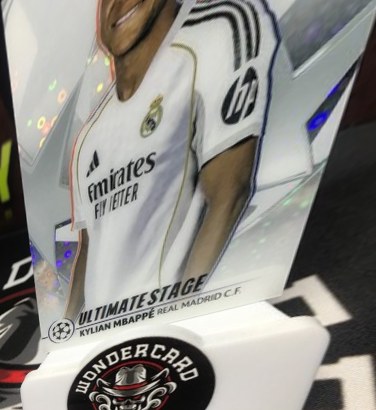 Kylian Mbappe 2025 Topps Flagship