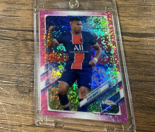 Kylian Mbappe Topps Chrome Pink Mini Diamond Refractor /175